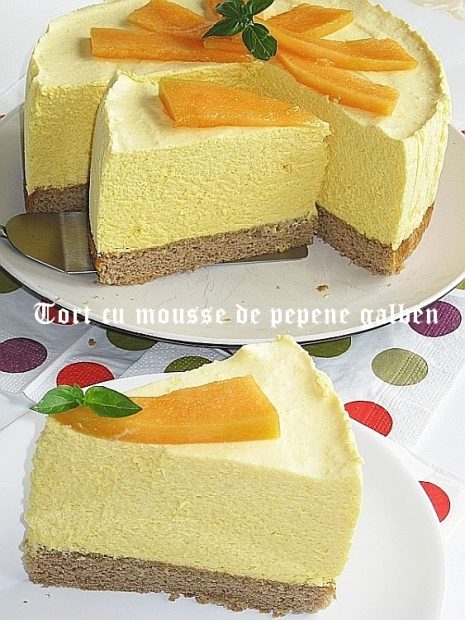 Tort-cu-mousse-de-pepene-galben-3