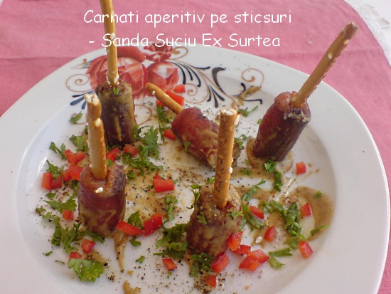 Carnati aperitiv pe sticsuri - Sanda Suciu Ex Surtea