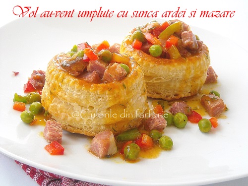 Vol-au-vent umplute cu sunca, ardei si mazare 1