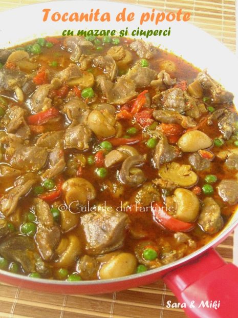 Tocanita-de-pipote-cu-mazare-si-ciuperci-2
