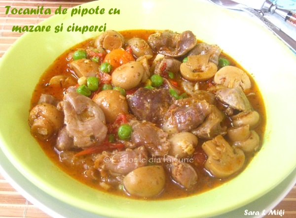 Tocanita-de-pipote-cu-mazare-si-ciuperci-4-1
