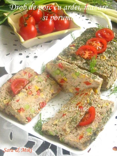 Drob-de-porc-cu-ardei-mazare-si-porumb-2