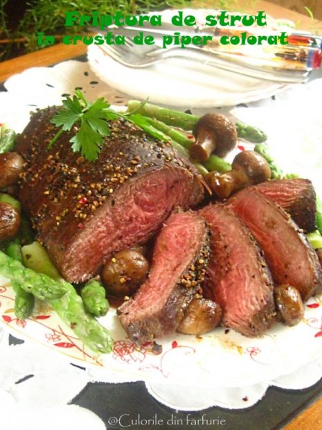 friptura-de-strut-in-crusta-de-piper-colorat-1