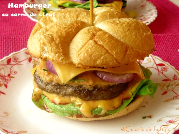hamburger-cu-carne-de-strut-4-1